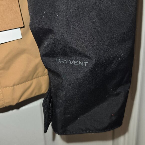 The North Face Women's Freedom Insulated Jacket - Picture 6 of 16